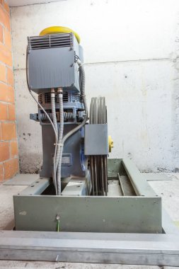 Asansör motor