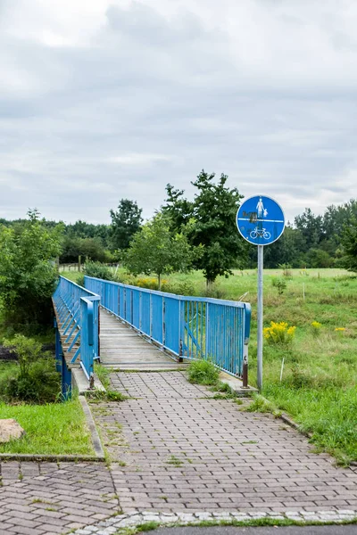 Yaya veya bisiklet Köprüsü — Stok fotoğraf