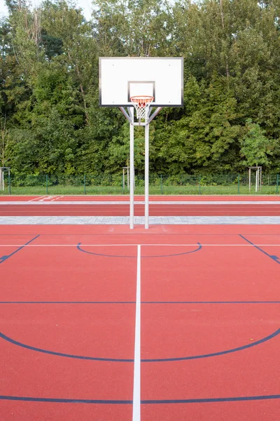 bir basketbol sahası