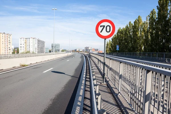 Señal de tráfico de velocidad — Foto de Stock