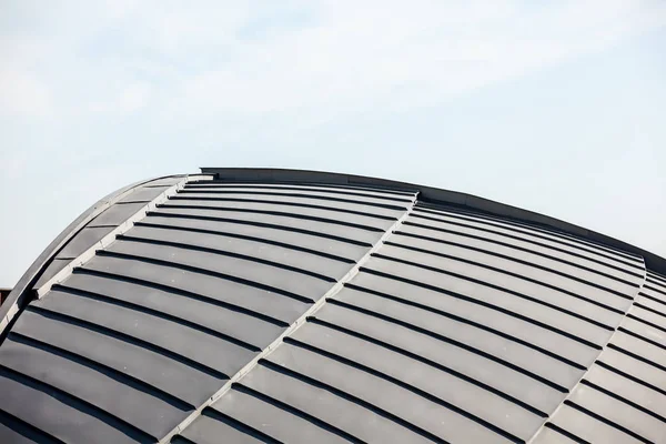 Цинковая крыша — стоковое фото