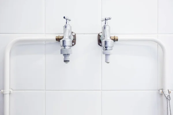 Due rubinetti dell'acqua — Foto Stock