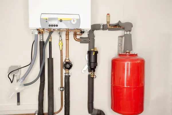 Conexión de calefacción y agua caliente — Foto de Stock