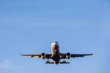 uçan uçak üzerinde