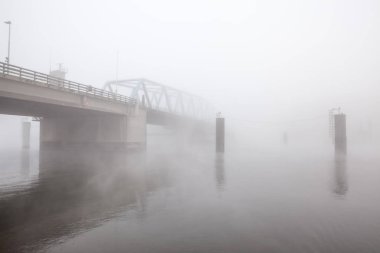 bir kurbağa Köprüsü