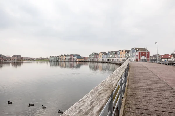 Houses at the water — Stock Photo, Image