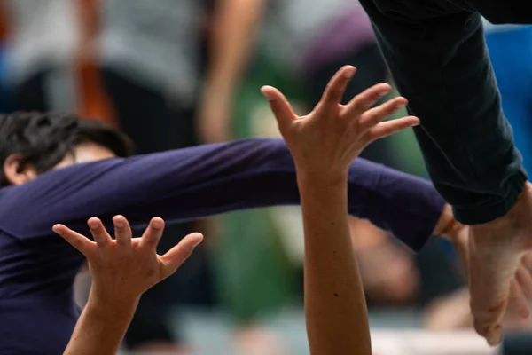 Dancer hand, contact improvisation — Stockfoto