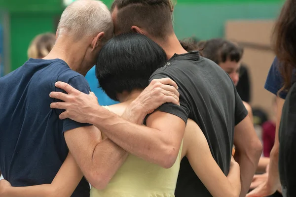 Main de danseur, contact improvisation — Photo