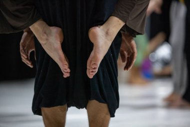 dancer foot, contact improvisation
