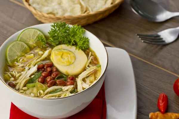 Сото Ayam Індонезійська курячий суп — стокове фото