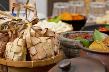 Ketupat Lebaran, Endonezya pirinç keki