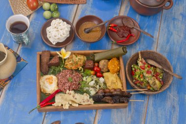 Endonezya pecel bir sebze salatası