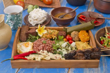 Endonezya pecel bir sebze salatası