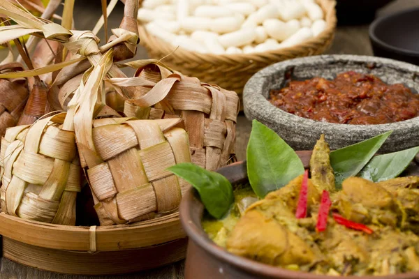 Ketupat Lebaran a rice cake — Stock Photo, Image