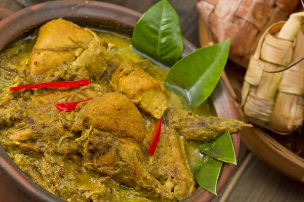 Curry de poulet indonésien — Photo