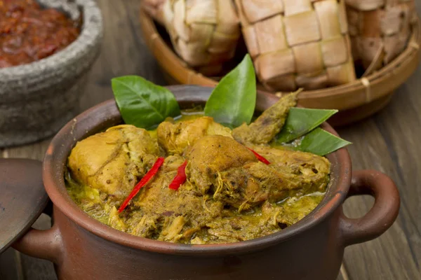 Indonesian  chicken curry — Stock Photo, Image