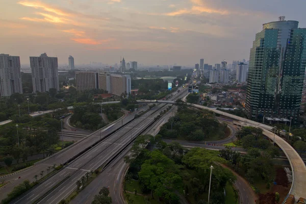Yakarta paisaje urbano por la noche —  Fotos de Stock