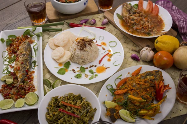 Menú Pescado Para Almuerzo Comida Indonesia —  Fotos de Stock