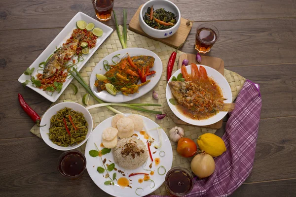 Menú Pescado Para Almuerzo Comida Indonesia — Foto de Stock