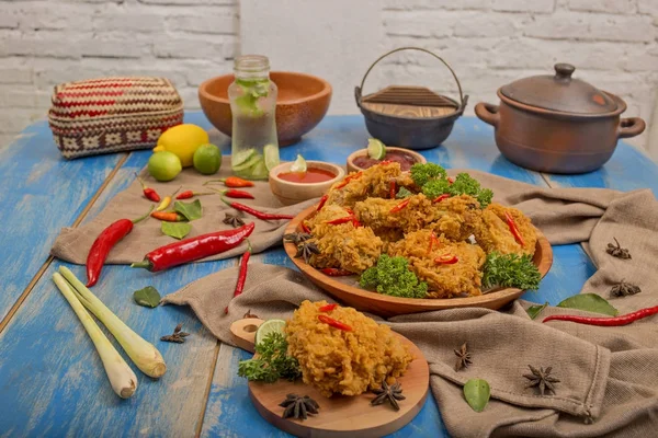 Menú Almuerzo Pollo Frito — Foto de Stock