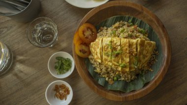 kızarmış pilav - öğle yemeği için Endonezya tarifi