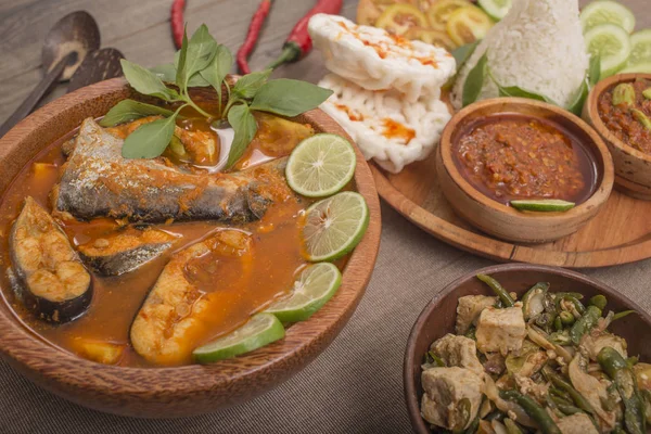 Ινδονησιακά Μεσημεριανό Μενού Ψάρια — Φωτογραφία Αρχείου