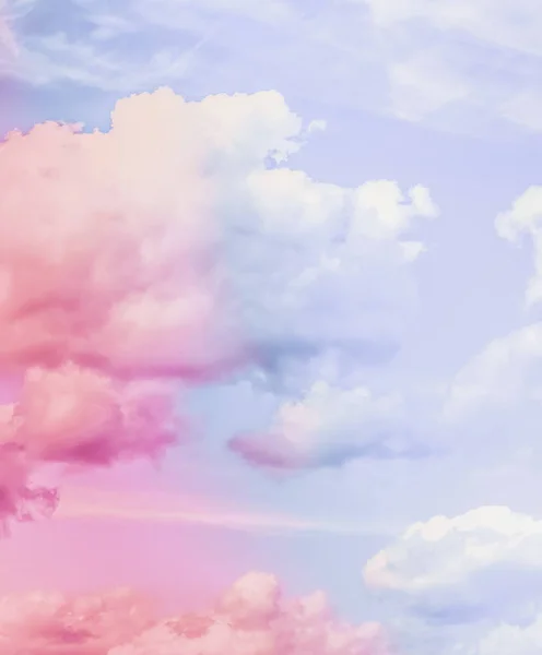 Cielo surrealista de ensueño como arte abstracto, fantasía colores pastel respaldo — Foto de Stock