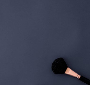 Makyaj ve kozmetik ürünleri. Güzellik markası Noel Sali için.