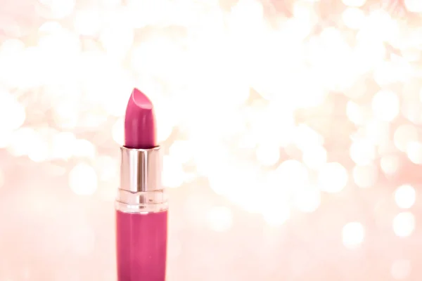 Rosa Lippenstift auf Roségold Weihnachten, Neujahr und Valentinstag — Stockfoto