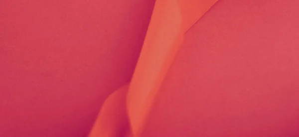 Cinta de seda rizada abstracta sobre fondo rosa, lujo exclusivo — Foto de Stock