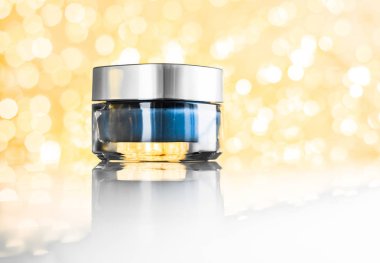 Hassas cilt için güzellik kremi, lüks kaplıca.