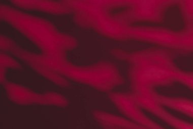 Soyut sanat, botanik gölgeler kestane rengi arka planda yer alır.