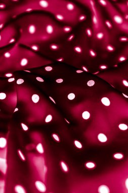 Klasik polka nokta Tekstil arka plan dokusu, kırmızı beyaz noktalar 
