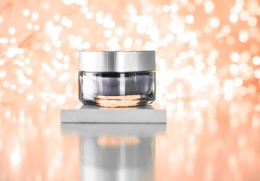 Hassas cilt için güzellik kremi, lüks kaplıca.