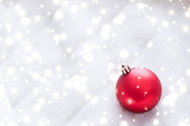 Kar glitter ile kabarık kürk kırmızı Noel baubles, lüks wi