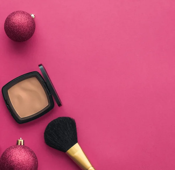 Set de produits de maquillage et cosmétiques pour la marque de beauté Christmas sal — Photo