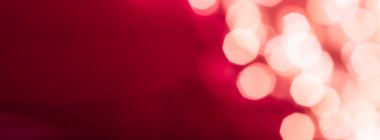 Pembe soyut arka planda göz kamaştırıcı beyaz parıltı, Chris.