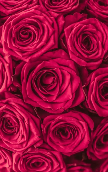 Romantische luxe boeket van roze rozen, bloemen in bloei als Flora — Stockfoto