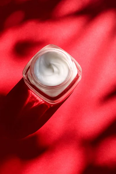 Moisturizing beauty face cream for sensitive skin, luxury spa co — Stock Photo, Image