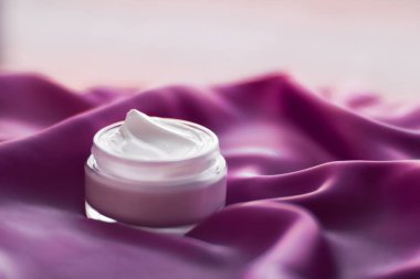 Hassas ciltler için güzellik yüz kremi nemlendirici, lüks spa cos