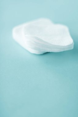 Nane arkaplan, kozmetik ve makyaj malzemelerinde organik pamuk pedleri