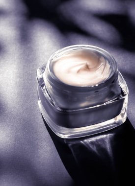 Hassas ciltler için nemlendirici güzellik yüz kremi, lüks spa co