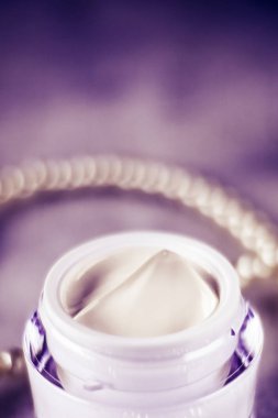 İnci gün yüz kremi cilt nemlendirici, lüks cilt bakımı kozmetik 