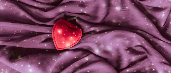 Valentines Day abstract background, серцеподібний подарунок ювелірних виробів — стокове фото