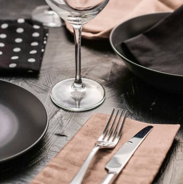 Bej peçeteli boş sofra takımı, yemek tasarım malzemesi, d