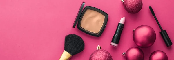美容ブランドクリスマスサル用化粧品セット — ストック写真