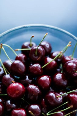 Taze tatlı kiraz, sulu kiraz meyveleri meyve tatlı olarak iyileşmek