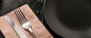 Bej peçeteli boş sofra takımı, yemek tasarım malzemesi, d