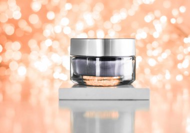 Hassas cilt için güzellik kremi, lüks kaplıca.