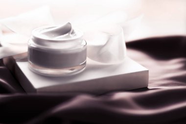 Güzellik yüz kremi cilt nemlendirici, lüks spa kozmetik ve natu